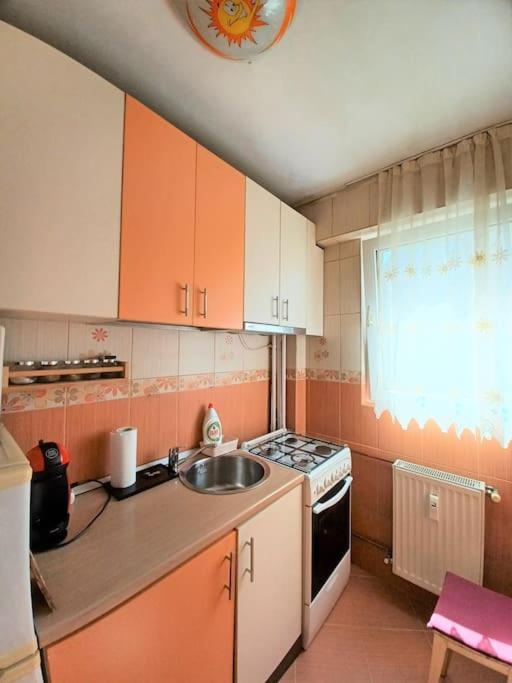 Garsoniera Linistita Zona Vitan Бухарест Екстер'єр фото