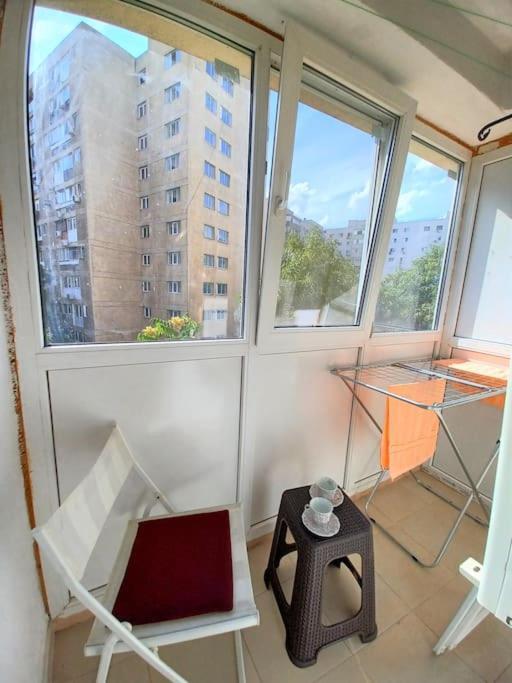 Garsoniera Linistita Zona Vitan Бухарест Екстер'єр фото